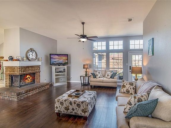 3rd image of 100 Pullman Pl