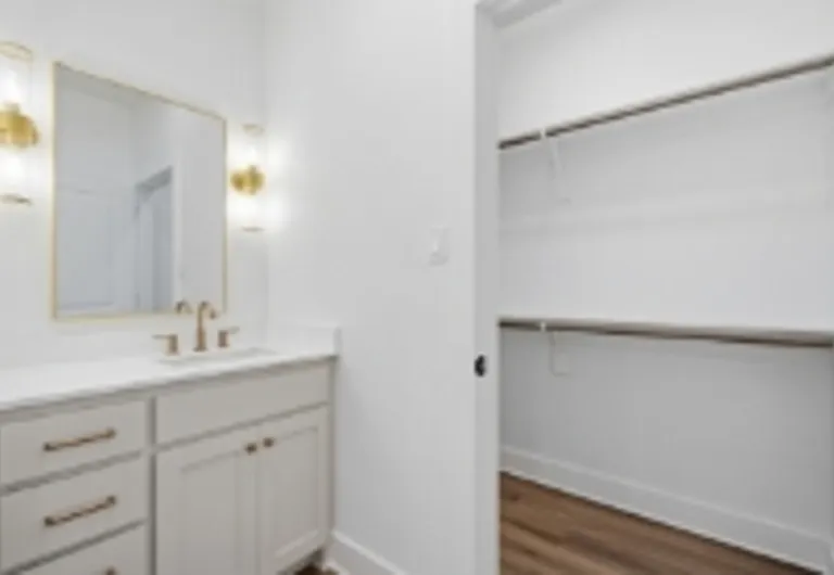 3323 S University Dr — Photo 18