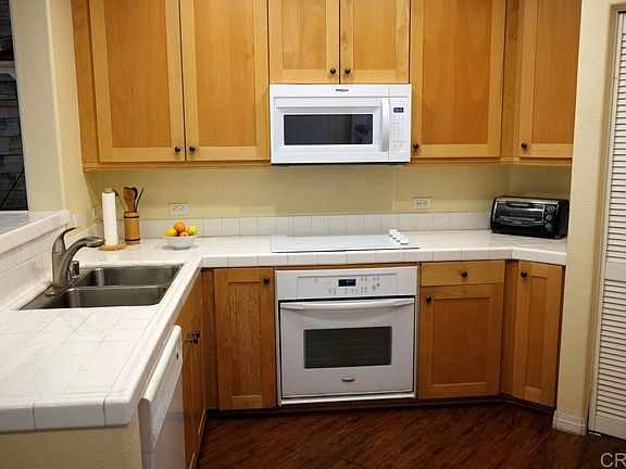 4th image of 3950 Ohio St Unit 316