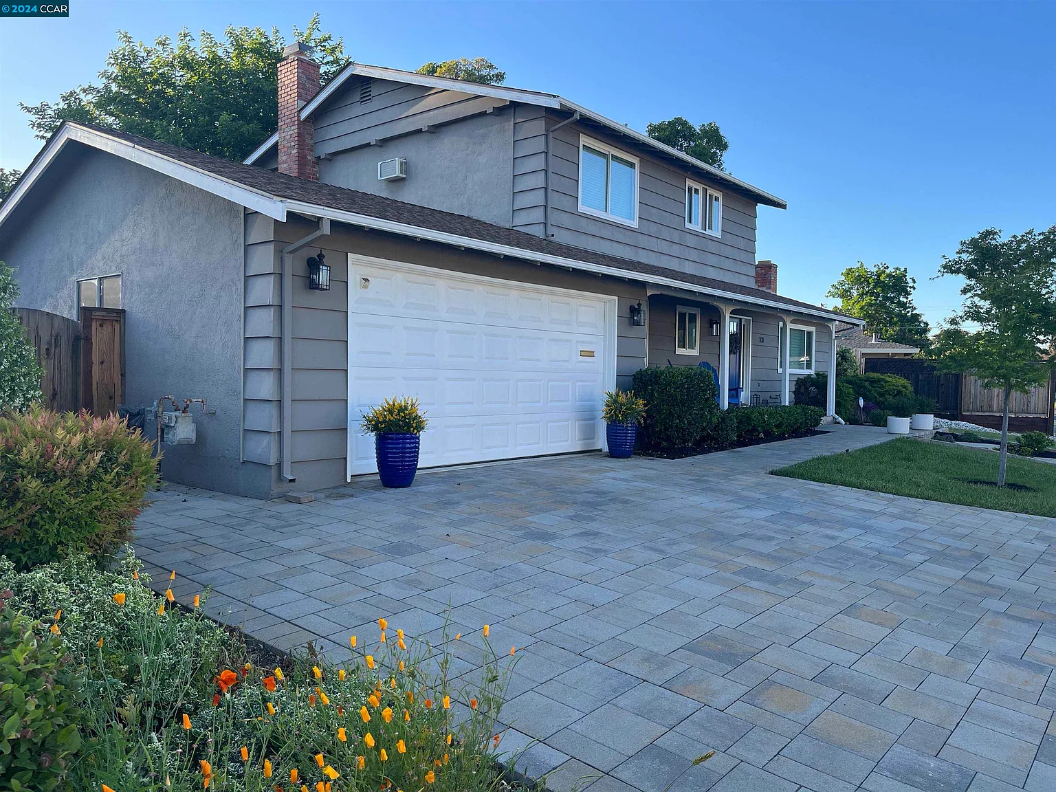 731 Santa Ana Ln photo 1