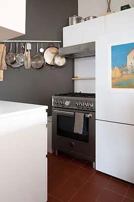 Rented by Compass | media 53