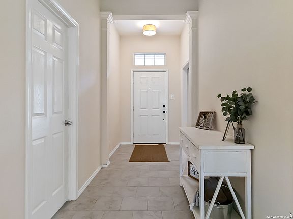 3rd image of 8843 BRAE CREST DR