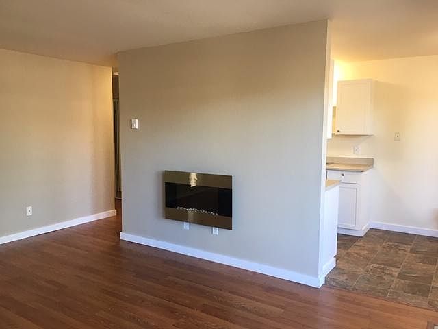 1st image of 3107 NE 120th St