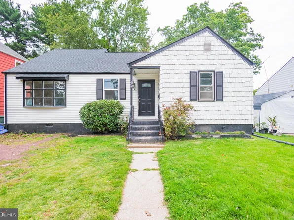 407 W High St, Glassboro, NJ 08028