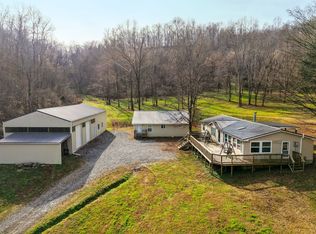 938 Riley Creek Rd, Whitleyville, TN 38588