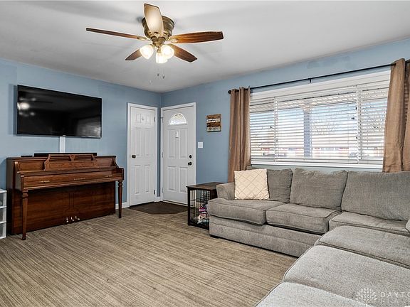 4th image of 2053 Rockdell Dr