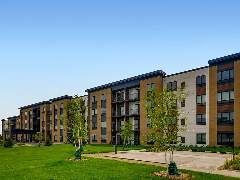 Aura Age 55 Plus Active Community — Photo 38