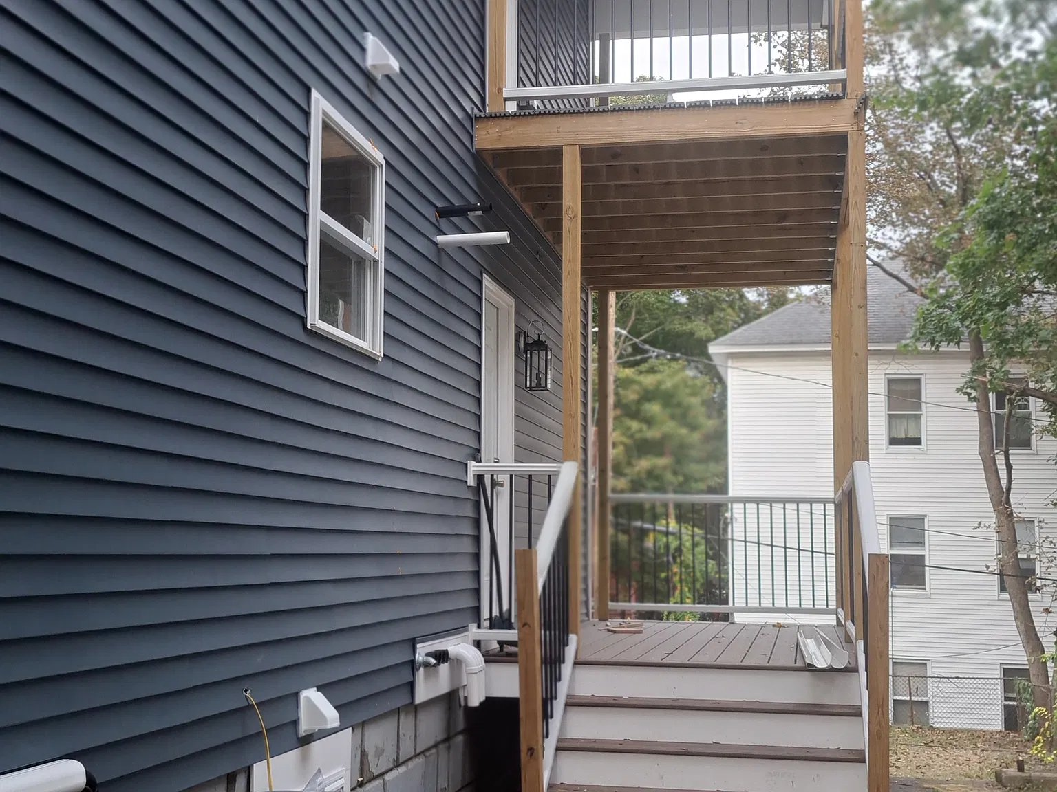 3 bed, 1.5 bath, 1500 sqft, $2,999 — Photo 3