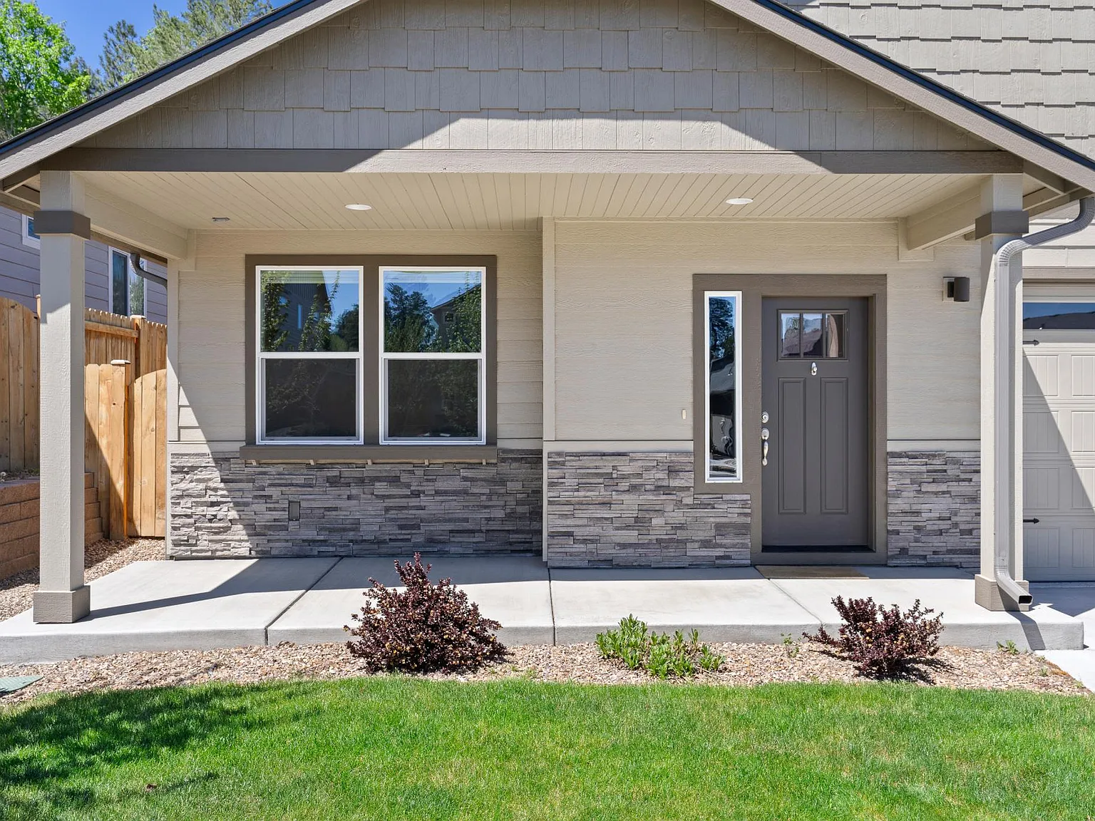 3 bed, 1800 sqft, $3,350 — Photo 3