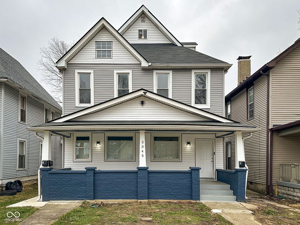 1st image of 2345 N Kenwood Ave