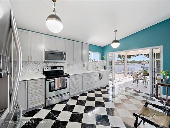 4th image of 12669 NW 13th Ct