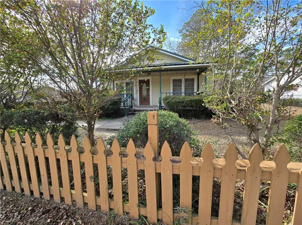 3845 Evans St, Waycross, GA 31503