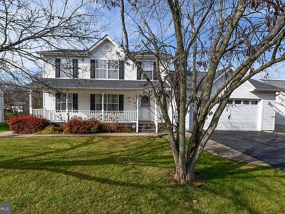 2nd image of 28 Tanterra Dr