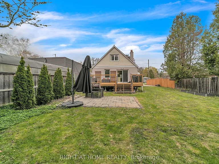 41 Monarchdale Ave — Photo 7