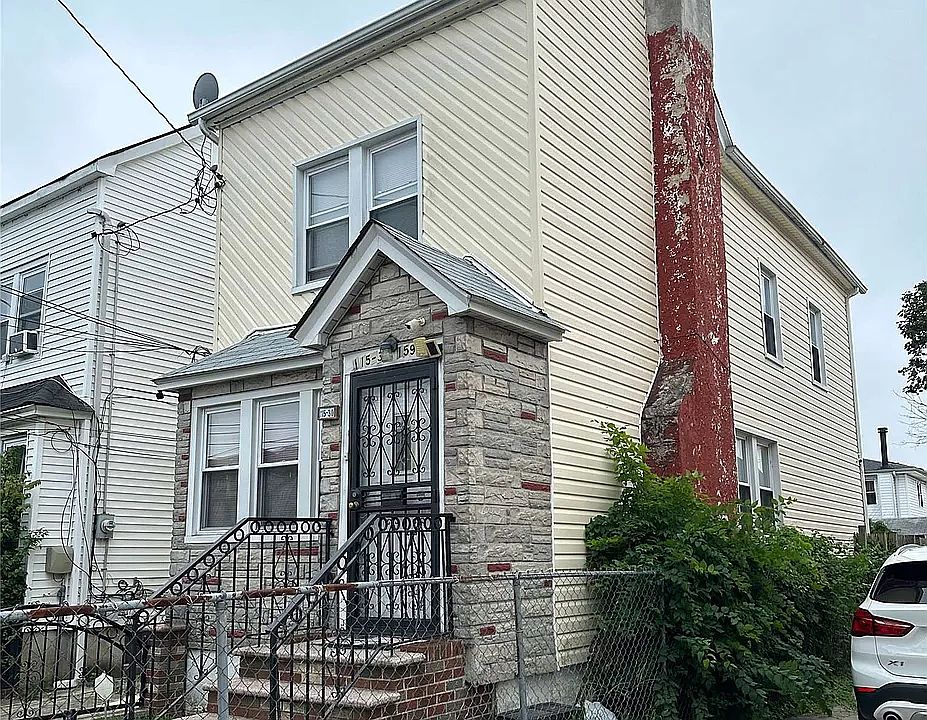 2nd image of 11530 159th St