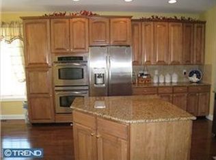 16 Singleton Dr, Chesterfield, NJ 08515
