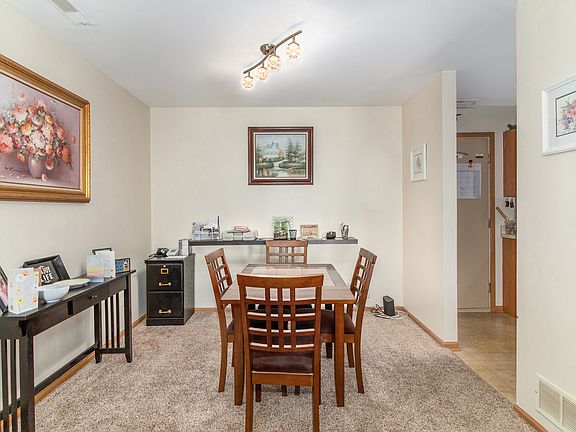 5th image of 1849 Towhee Ct #1849