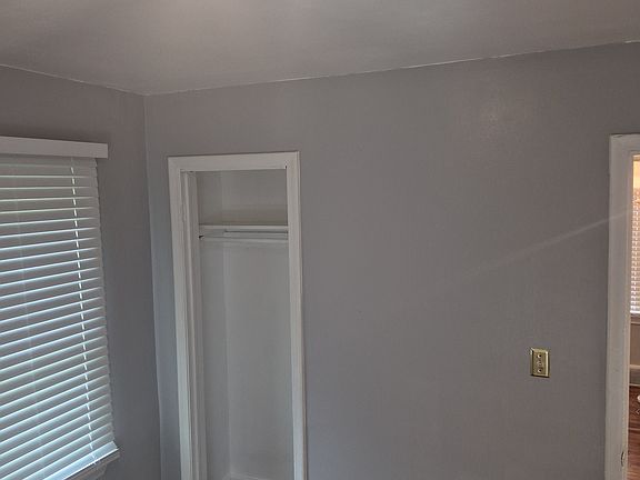 5th image of 26848 Dartmouth St