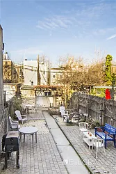 Rented by (Legacy) Elegran