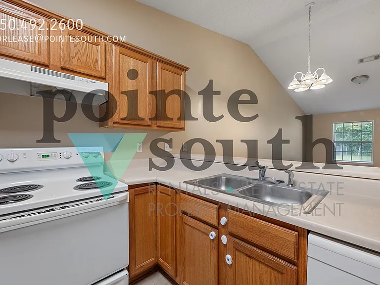 9771 Cobblebrook Dr — Photo 11