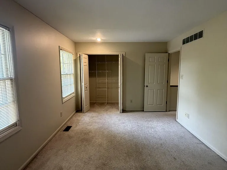 1309 Gray Hawk Rd #C — Photo 18