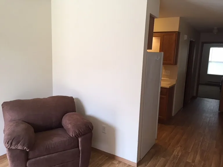 1301 E Harding Dr — Photo 21