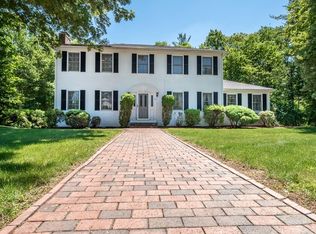 72 Kings Rd, Norwood, MA 02062