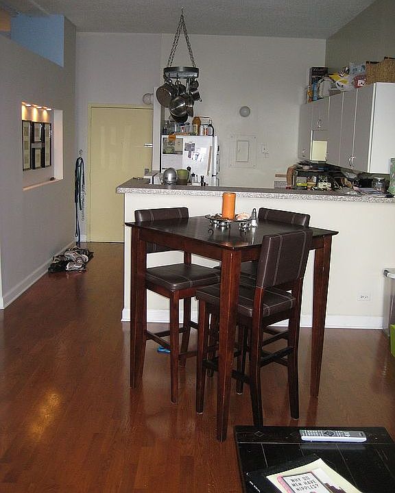 Living Room/Kitchen