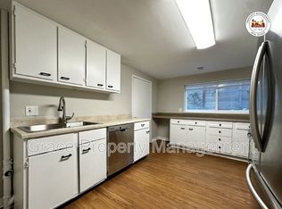 1570 N Tamarac St UNIT B, Denver, CO 80220