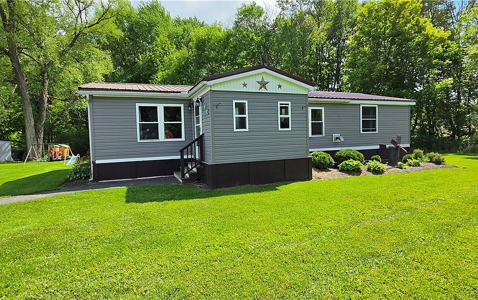 1st image of 311 Pleasant Valley Rd