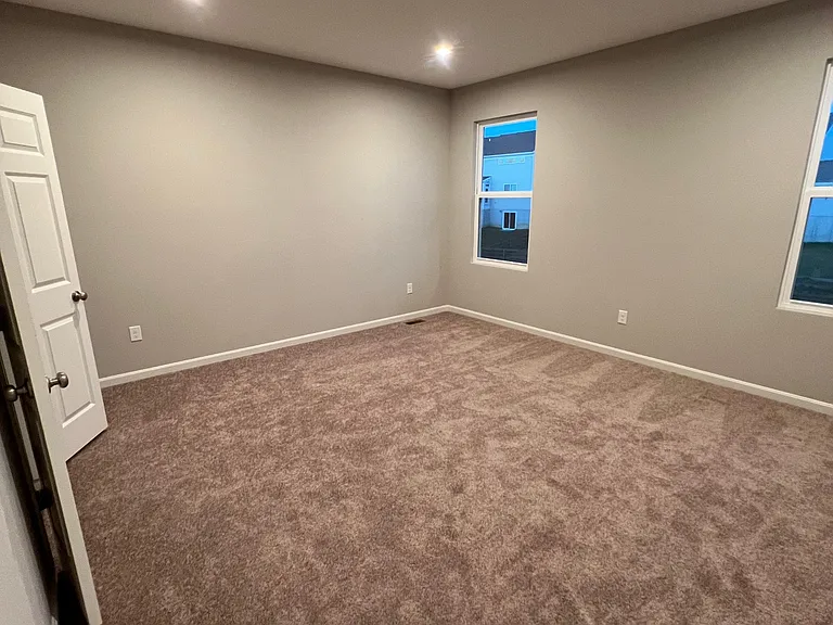 6976 Briarcliff Ct — Photo 6