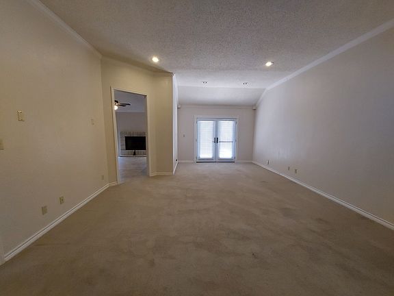 2nd image of 347 Stewart St