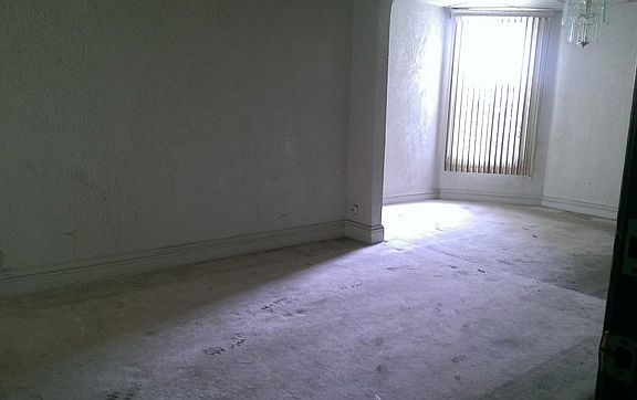 2nd image of 4007 W Gladys Ave