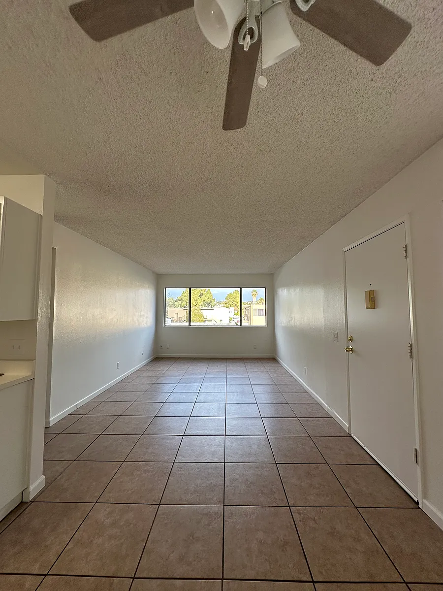 Building Photo - 3494 Del Sol Blvd #F