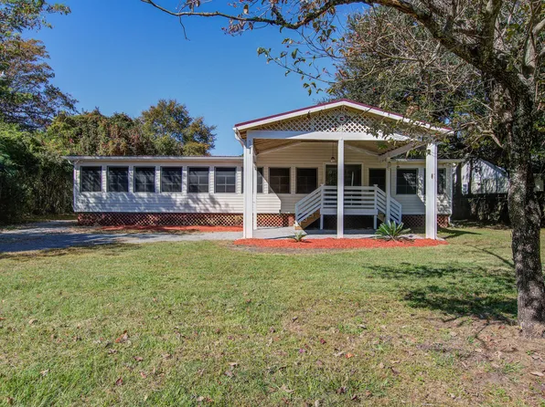 603 General Moultrie Dr, Bonneau, SC 29431