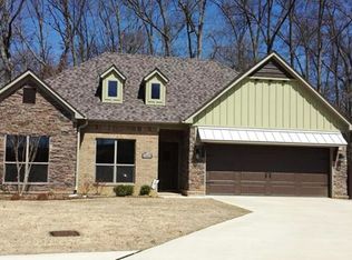 1960 Massee Gdns, Conway, AR 72034