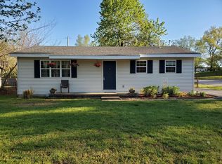 1103 Ash St, Carthage, MO 64836