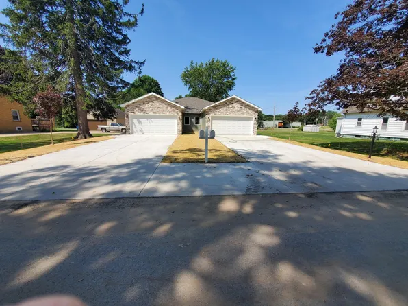 124-126 16th St, Chesterton, IN 46304