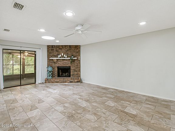 3rd image of 781 Aachen Ave NW