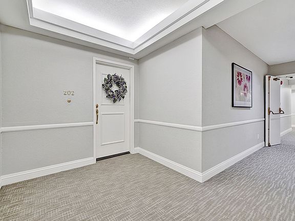 4th image of 260 Cagney Ln APT 202