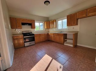 97 University Pl #6D, Irvington, NJ 07111