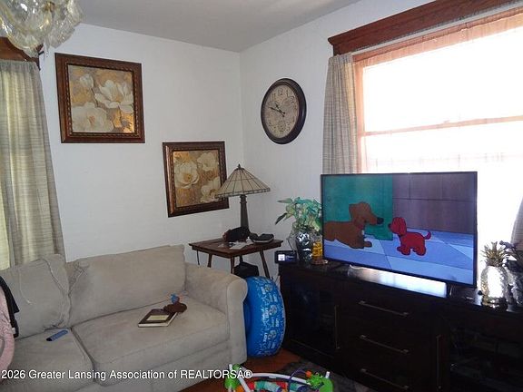 5th image of 1328 W Michigan Ave
