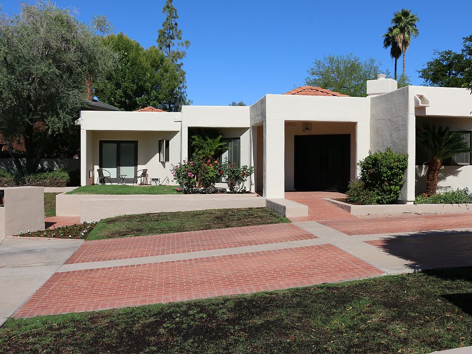 1st image of 2412 E San Juan Ave