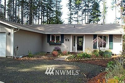 1st image of 2221 St Andrews Drive