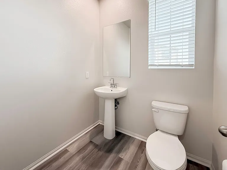 28076 Melrose Dr — Photo 28