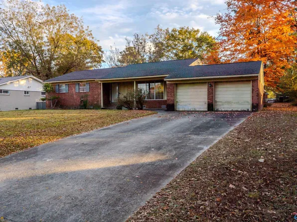 705 Edgewood St SW, Decatur, AL 35601