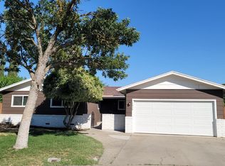 1424 Kent Way, Modesto, CA 95355