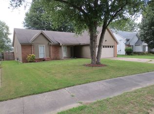 2667 Lakeside Dr, Memphis, TN 38133