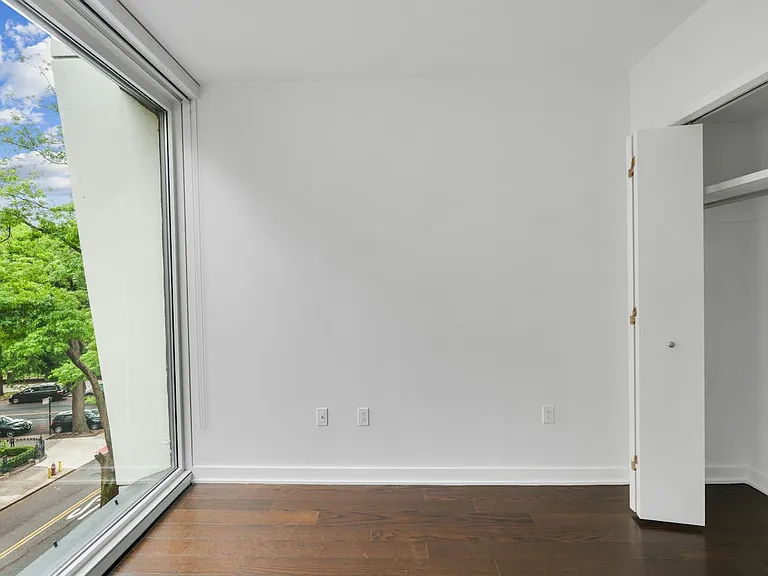 400 W 113th St #329 — Photo 14