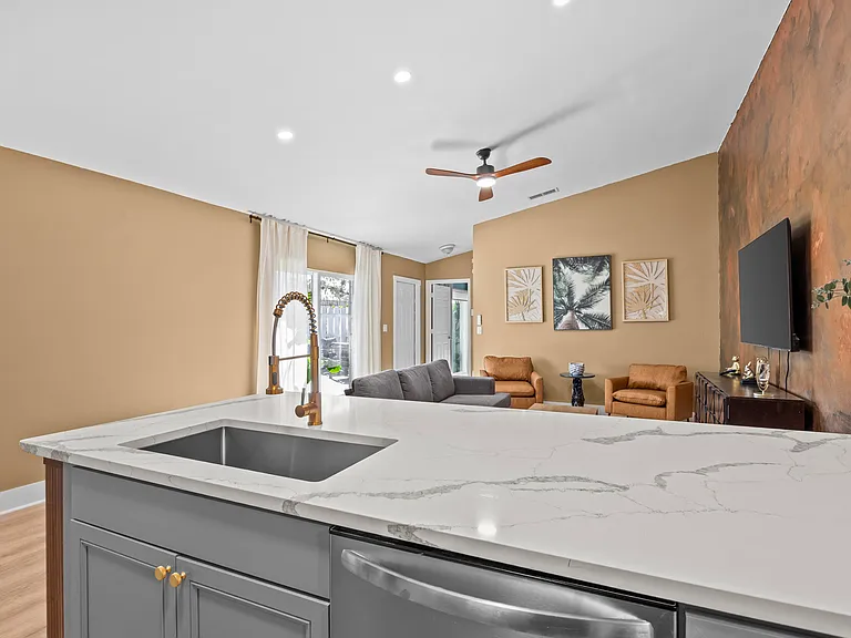 1368 Periwinkle Pl — Photo 8
